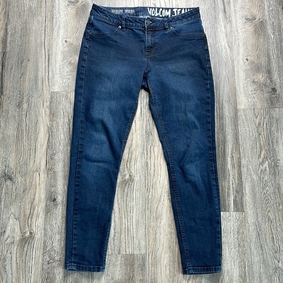 Volcom Juniors Liberator Leggings Ankle Fit Jeans, size 9 - Picture 10 of 15